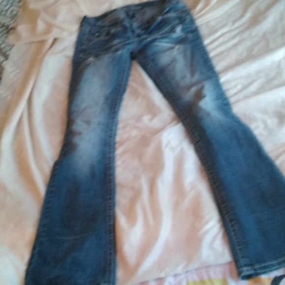 Sold- Ariya size 3 jeans - Picture 2 of 4